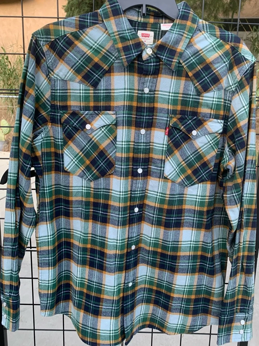 Levis levi plaid